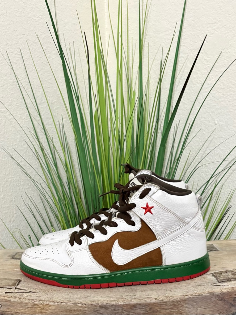 Nike SB Dunk High 2014 Cali Sneakers